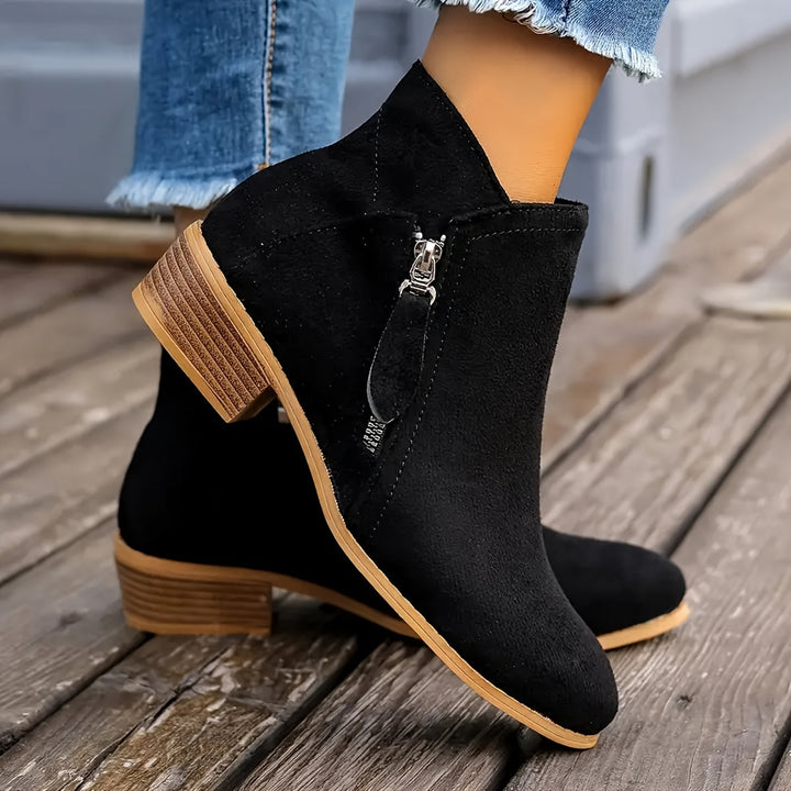 Lori | Stylish Side-Zip Boots