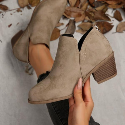Evelyn | Chic V-Style Ankle Boots