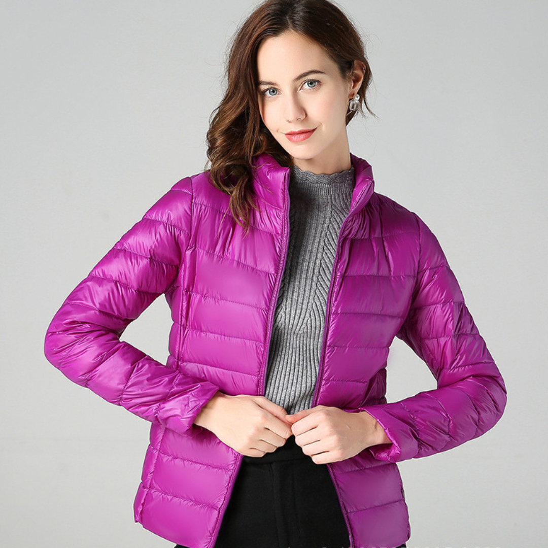 Mira | Ultra-light down jacket with sophisticated pleats