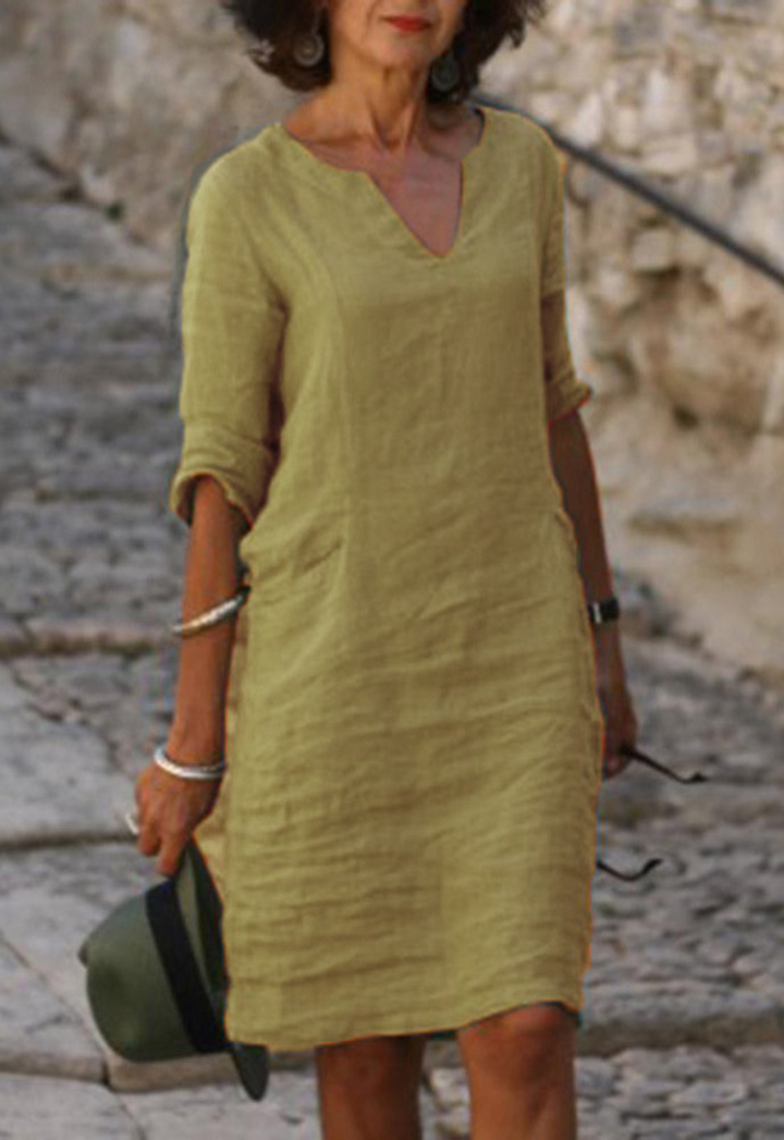 Freja | Sleek V-Neck Dress