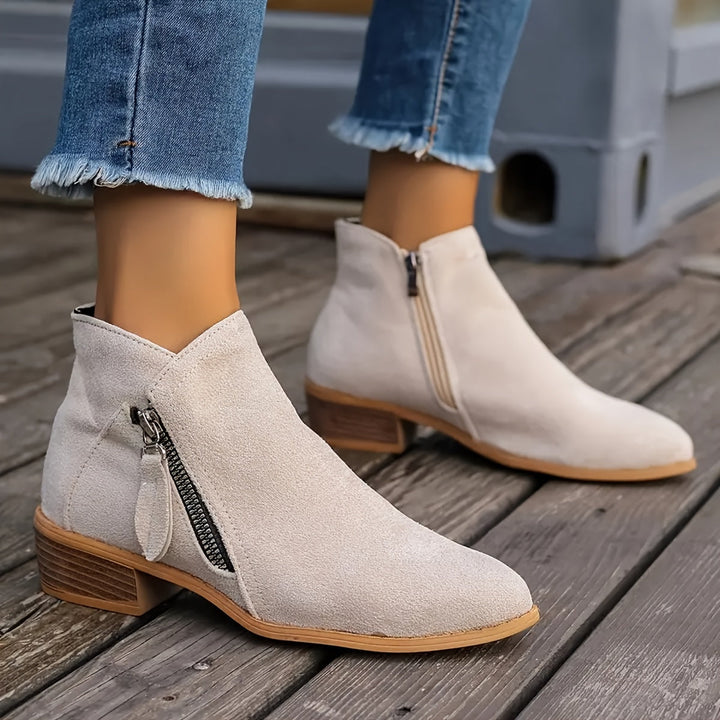 Lori | Stylish Side-Zip Boots