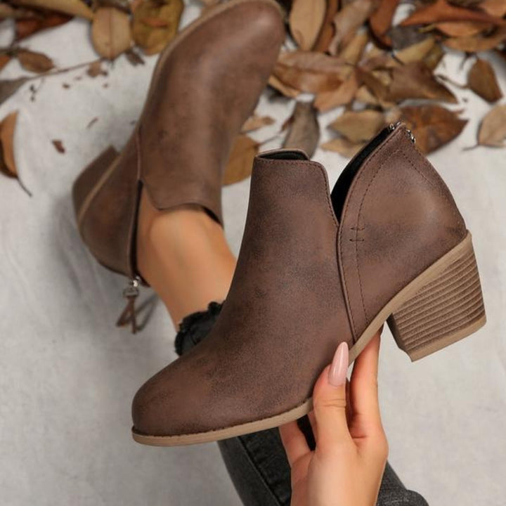 Evelyn | Chic V-Style Ankle Boots