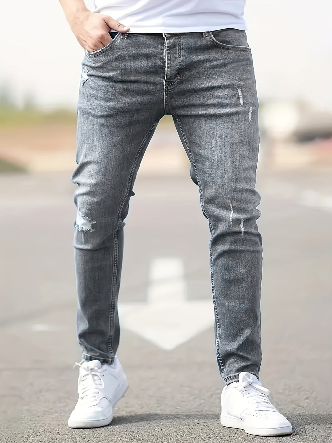 Bronzyn | Slim Fit Jeans