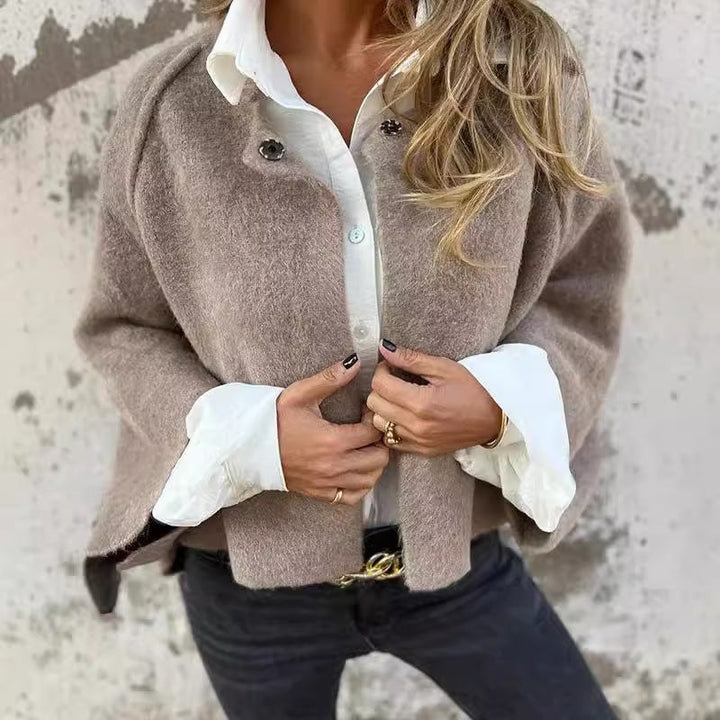 Donna - Short jacket with chic flared sleeves